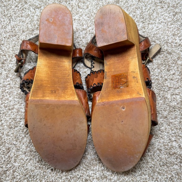 Patricia Nash Italian Leather Floral Embossed Size  Wood Block Heel Sandals - Picture 12 of 16